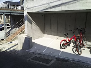 横浜市神奈川区片倉2丁目　オルテンシアバイク駐輪場 外観